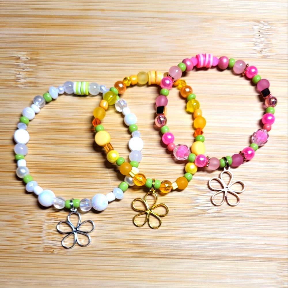 Apple Green Bracelet Set With Floral Charms